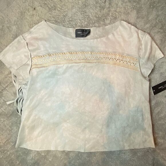 Romeo + Juliet Couture Suede Boho Feel Cute Crop! - Picture 1 of 7